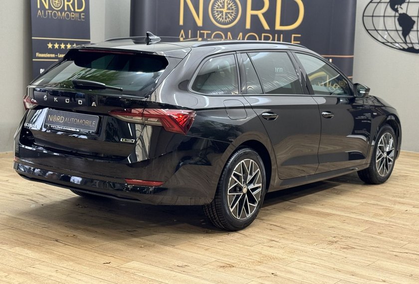 Skoda Octavia Octavia Combi Clever 1.0 TSI e DSG LED*Navi*17''