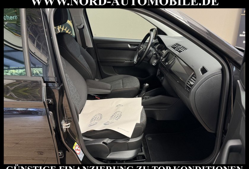 Skoda Fabia Fabia Ambition 1.0 TSI DSG Navi/PDC/ACC/AHK