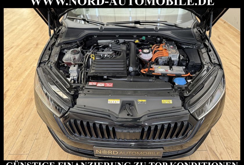 Skoda Octavia Octavia Combi 1.4 TSI iV DSG Sportpaket HeadUp