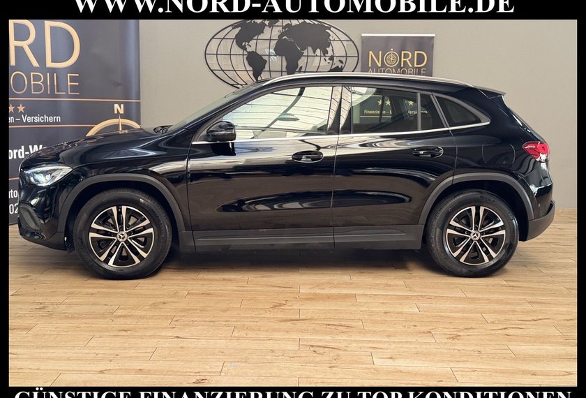 Mercedes-Benz GLA 180 GLA 180 d Style LED*AHK*Kamera*Ambiente*EasyPack