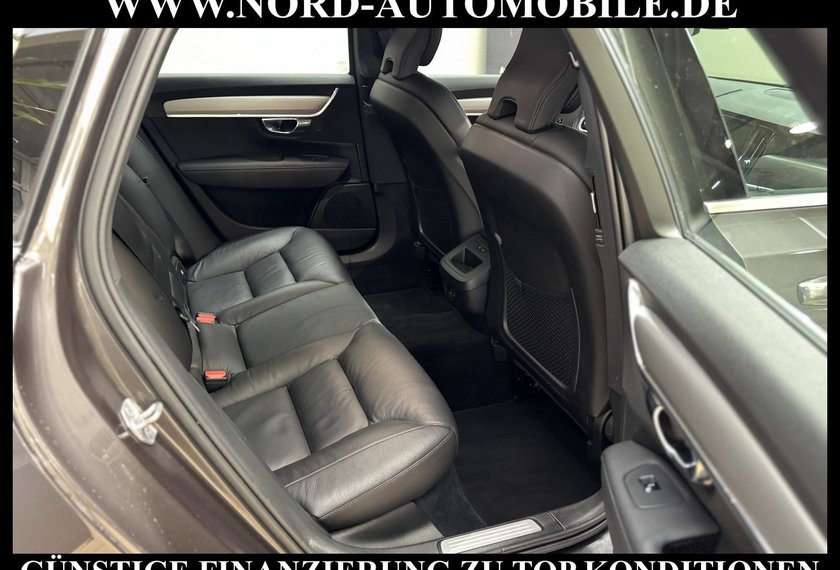 Volvo V90 V90 Kombi D4 Diesel Momentum Pro*AHK*LEDER*UPE60