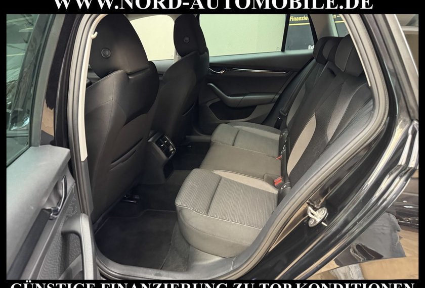 Skoda Octavia Octavia iV Combi Ambition 1.4 TSI DSG Kamera/LED