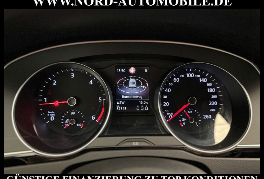 Volkswagen Passat Variant Passat Variant  2.0 TDI DSG R-Line Kamera/Navi/