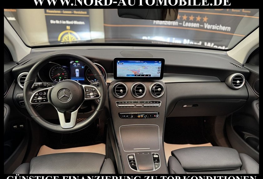 Mercedes-Benz GLC 300 GLC 300 e 4Matic *AHK*LED*PANO*OFF-ROAD*UPE:71