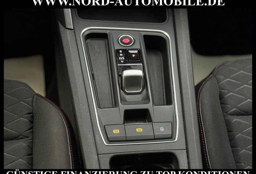 Seat Leon Leon FR-Line 1.4 TSI e-HYBRID DSG Kamera/Navi/17