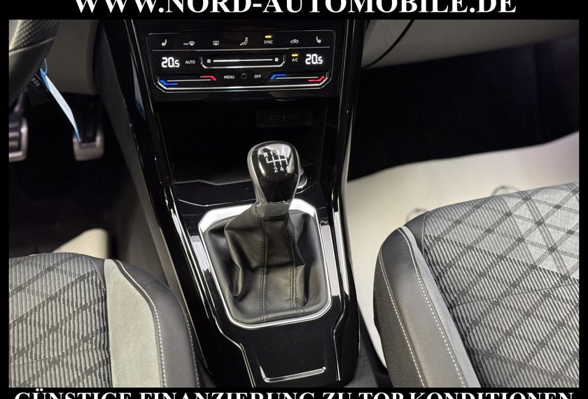 Volkswagen T-Roc T-Roc R-Line Black Style 1.0 TSI LED/Dig.Cockpit