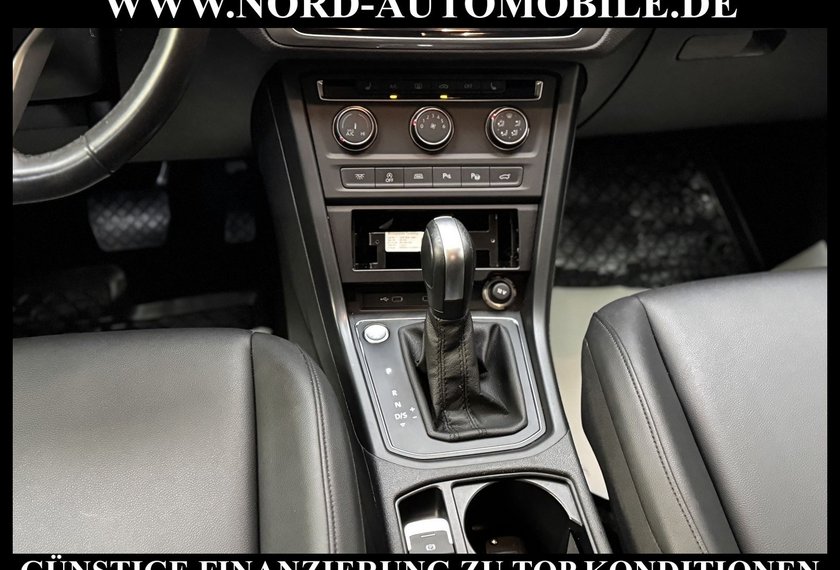 Volkswagen Touran Touran 2.0 TDI DSG Taxi 7-Sitzer/KAmera/Navi/