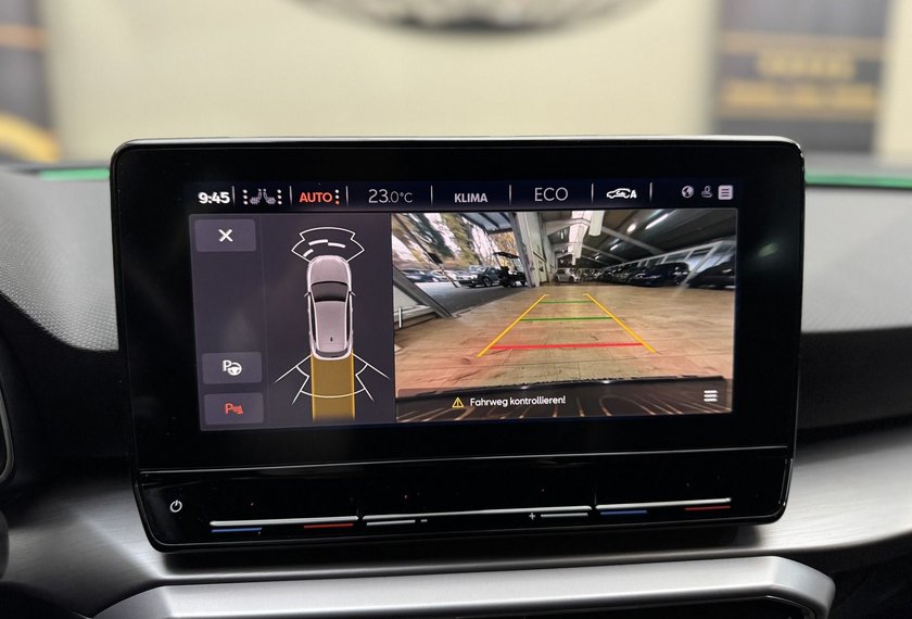 Seat Leon Leon 1.4 TSI e-HYBRID DSG Kamera/Navi/LED/18/ FR