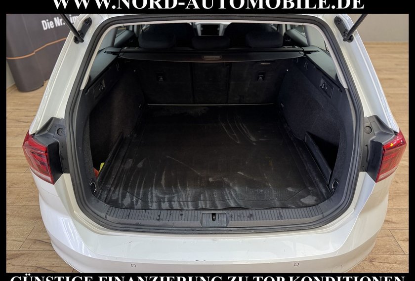 Volkswagen Passat Variant Passat Variant Conceptline 2.0 TDI Kamera/Navi/