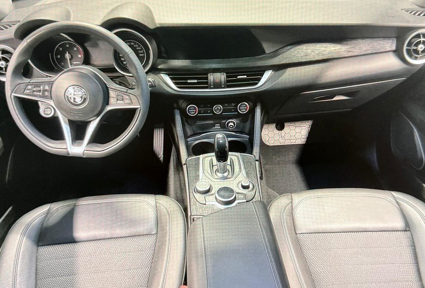 Alfa Romeo Stelvio Stelvio 2.2 JTDM SUPER *AHK*ACC*18Z*NAVI