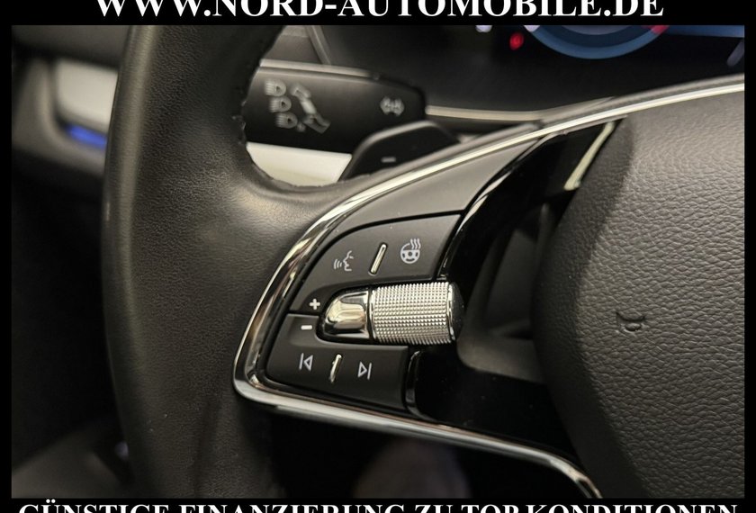 Skoda Octavia Octavia Combi Style 2.0 TDI DSG Pano/AHK/Head-Up
