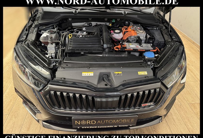 Skoda Octavia Octavia RS iV Combi First Edition 1.4 TSI DSG 19