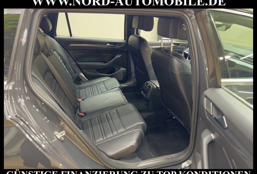 Volkswagen Passat Variant Passat Variant R-Line 2.0 TDI DSG AHK*LED*Navi*