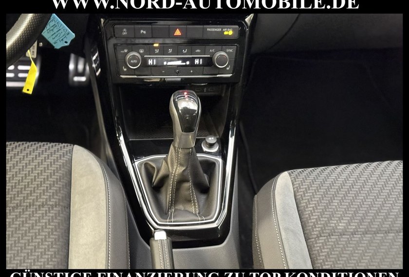 Volkswagen T-Cross T-Cross R-Line 1.0 TSI DSG Kamera/LED/18/Navi