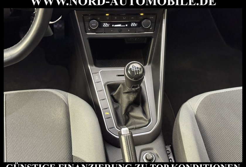 Volkswagen Polo Polo R-Line 1.0 TSI LED/PDC/15/Klimaautomatik