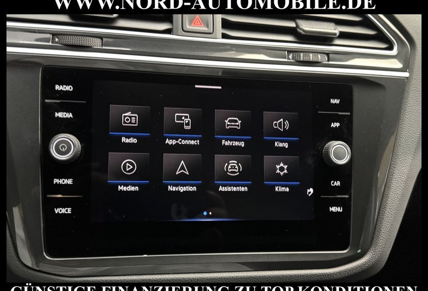 Volkswagen Tiguan Tiguan 1.5 TSI DSG Life *LED*ACC*AHK*SHZ*17Z*