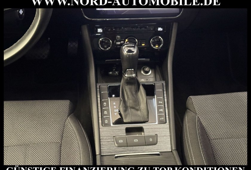 Skoda Superb Superb Combi STYLE 4x4 DSG *AHK*PANO*360*UPE:63*