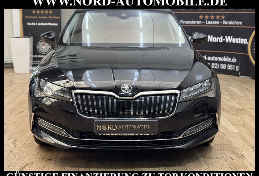 Skoda Superb Superb Combi 1.4 TSI iV DSG Ambition AHK/Navi/18