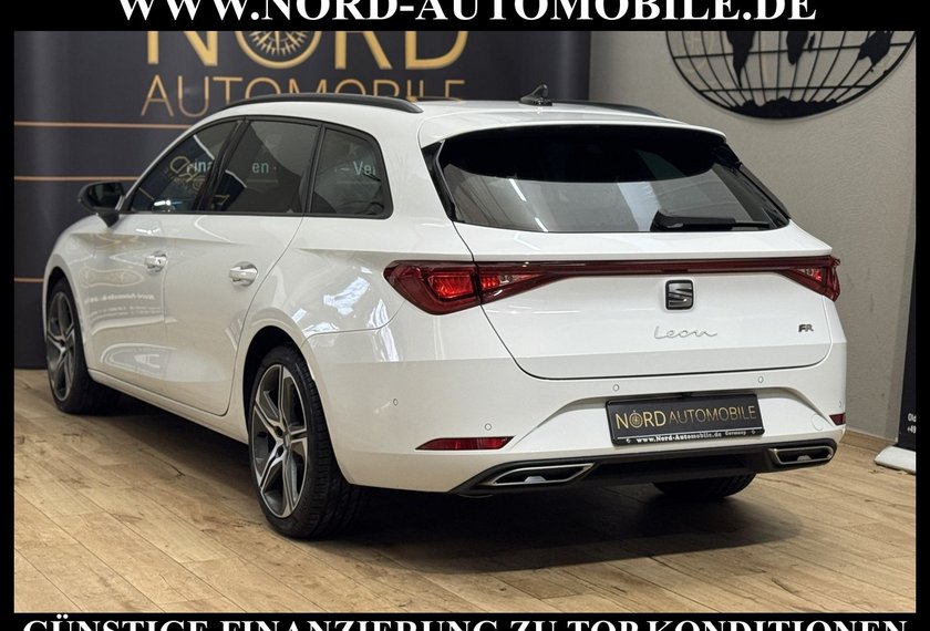 Seat Leon Leon SP FR 1.5 eTSI DSG Pano/AHK/18/Kamera/Navi/