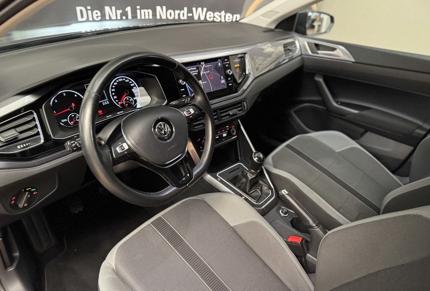 Volkswagen Polo Polo VI 1.6 TDI Highline*Navigation*LED*PDC*LM17
