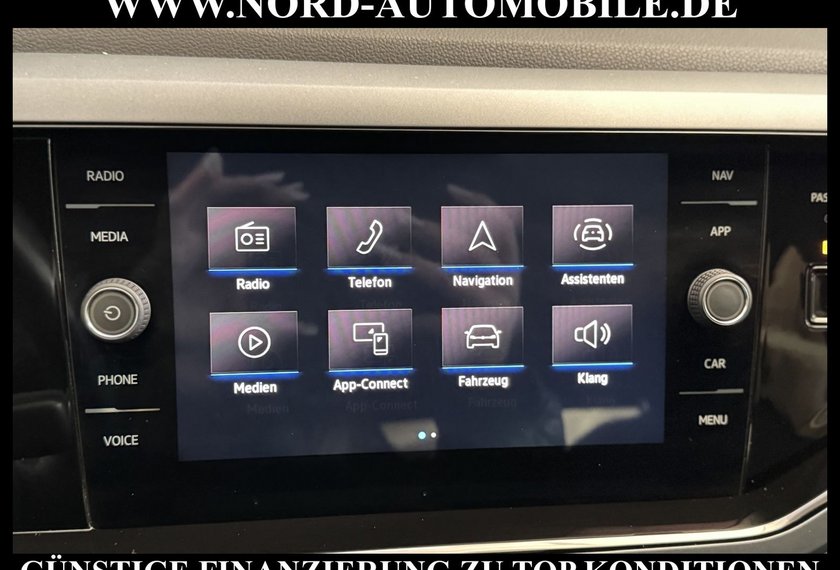 Volkswagen Polo Polo 1.0 TSI R-Line DSG Kamera/Navi/LED/17/