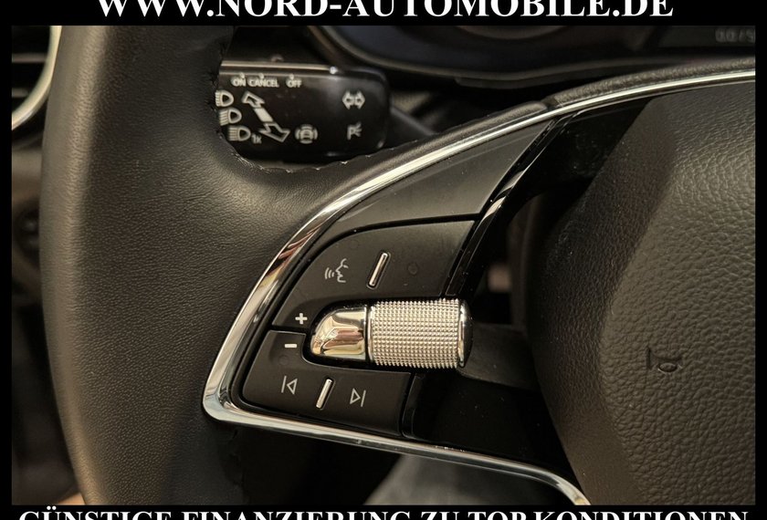 Skoda Fabia Fabia Ambition 1.0 TSI LED/Klima/PDC/15