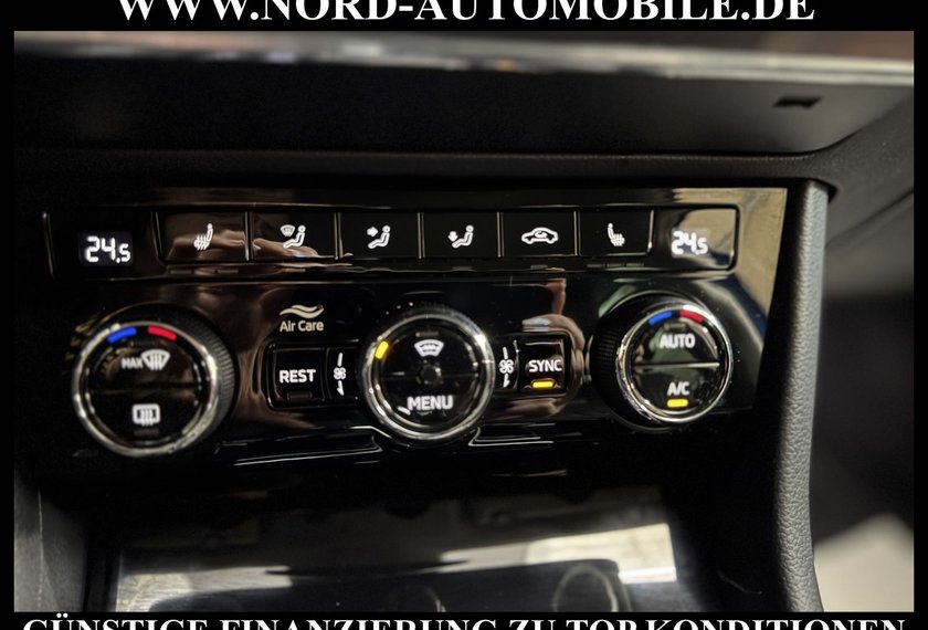 Skoda Superb Superb Combi Laurin &amp; Klement 2.0 TDI DSG AHK/19