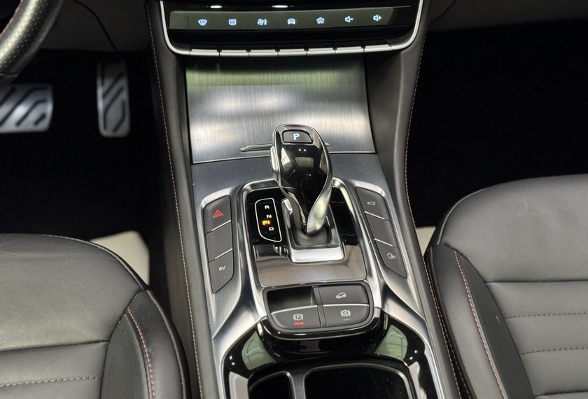 MG EHS EHS PHEV Luxury *PANO*LEDER*LED*18Z*360KAM*VIRT*