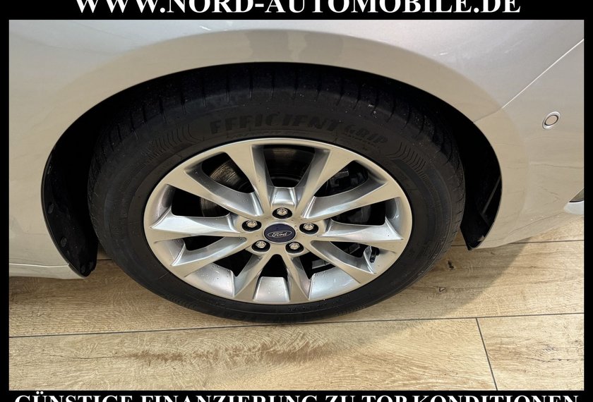 Ford Mondeo Mondeo Turnier 2.0 EB Titanium *AHK*ACC*PANO*LED