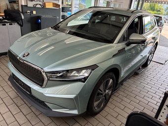Skoda Enyaq Enyaq iV 50 Loft Teilleder/Navi/LED/19