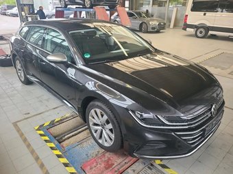 Volkswagen Arteon Arteon Shooting Brake 2.0 TSI Elegance AHK