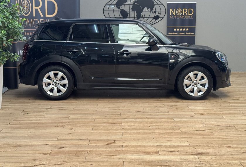 MINI Cooper Countryman Cooper Countryman S ALL4 Essential Trim *LED*NAV