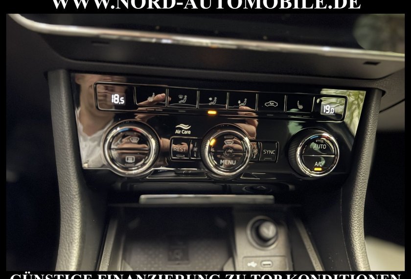 Skoda Superb Superb Combi Sportline 2.0 TSI DSG SIDE&amp;LANE/19