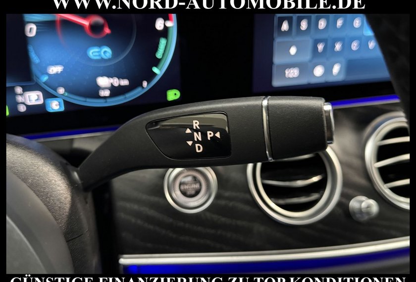 Mercedes-Benz E 300 E 300 de T Avantgarde Distro+*Wide*AHK*Night*LED