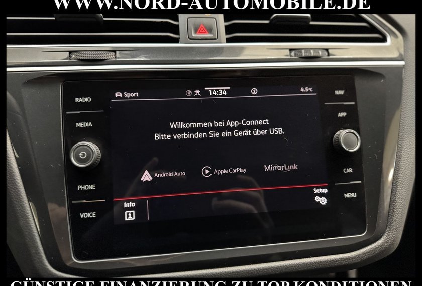 Volkswagen Tiguan Tiguan R-Line 4MOT 2.0 TSI DSG Kamera/Matrix/19