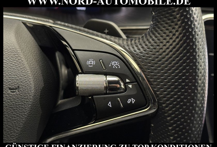 Skoda Superb Superb Combi Sportline 2.0 TDI DSG Navi/LED/19