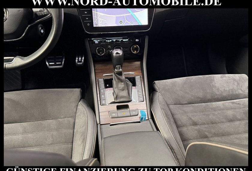 Skoda Superb Superb Combi SCOUT TDI DSG 4x4 *AHK*PANO*UPE61*
