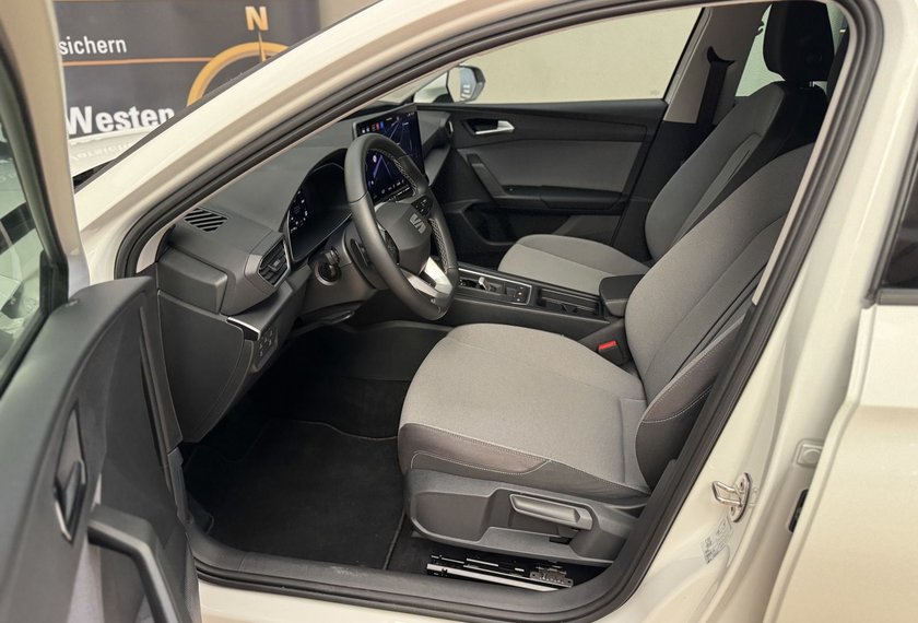 Seat Leon Leon SP Style 1.5 eTSI DSG Kamera/Navi/LED/