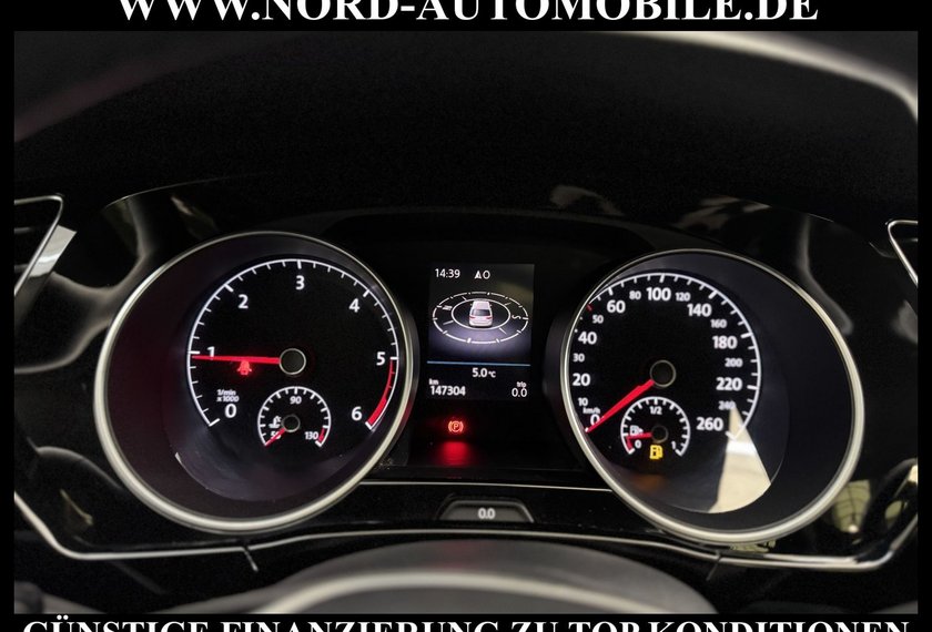 Volkswagen Touran Touran R-Line 2.0 TDI StHz*Panorama*LED*Navi*17*
