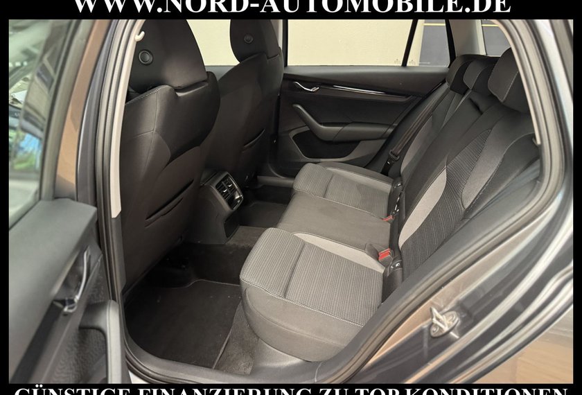 Skoda Octavia Octavia Combi Ambition 1.0TSI e-TEC DSG Kamera