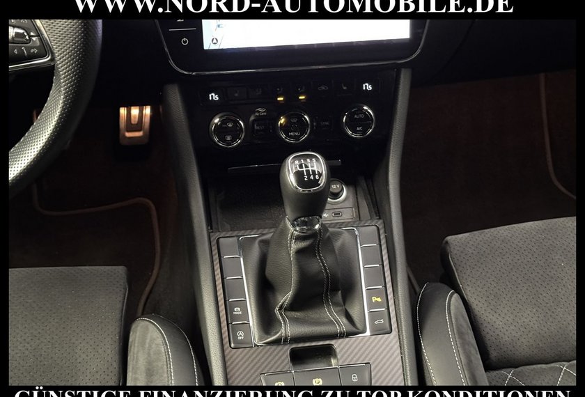 Skoda Superb Superb Combi Sportline 2.0 TDI AHK/Kamera/Navi/