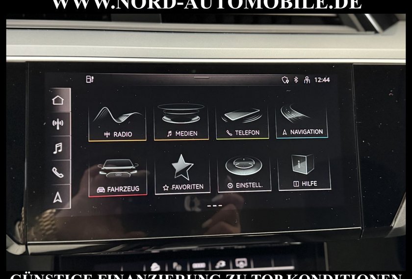 Audi e-tron e-tron 55 QU. Leder/Kamera/Navi/LED/20/97,9%