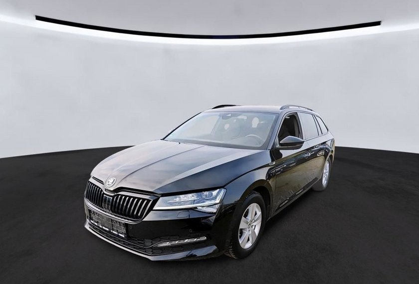 Skoda Superb Superb Combi Sportline 2.0 TDI DSG AHK/StHz/19