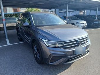 Volkswagen Tiguan Allspace Tiguan Allspace 2.0 TDI Life DSG 7-Sitzer/Kamera