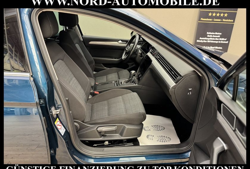 Volkswagen Passat Variant Passat Variant 1.6 TDI DSG R-Line Dig.Cockp/Kame