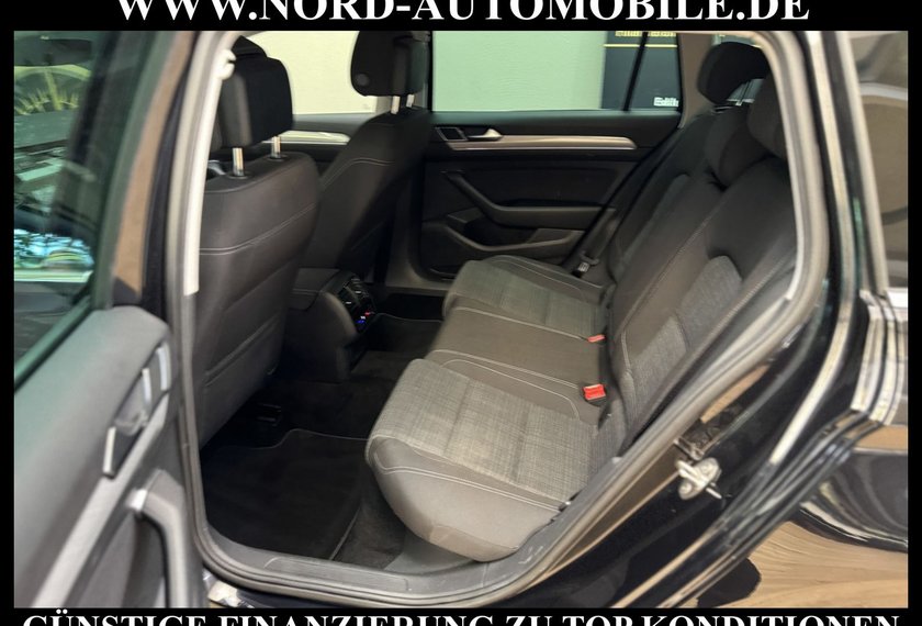 Volkswagen Passat Variant Passat Variant R-line 2.0 TDI DSG Dig.Cockpit