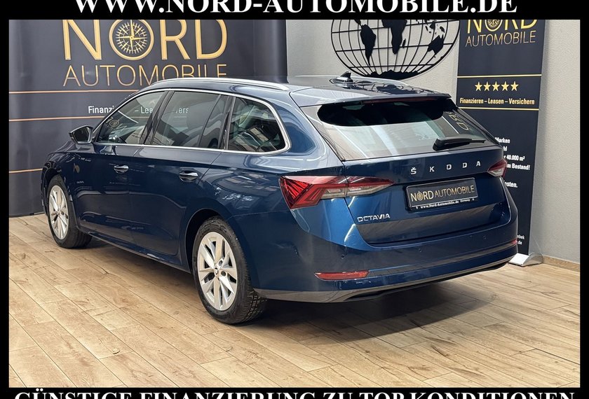 Skoda Octavia Octavia Combi 2.0 TDI DSG Style LEDER*AHK*MATRIX