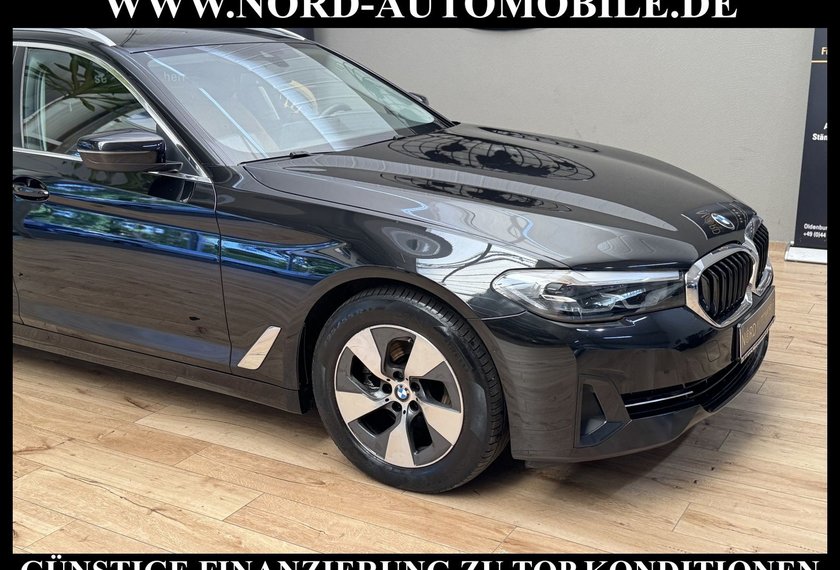 BMW 520 520 d xDrive Touring *AHK*LEDER*LIVECP*LED*SHZ*