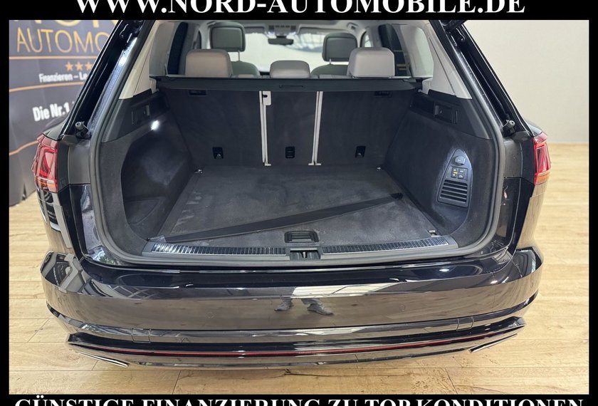 Volkswagen Touareg Touareg 3.0 TSI 4MOT R-Line Black Style UPE99/21