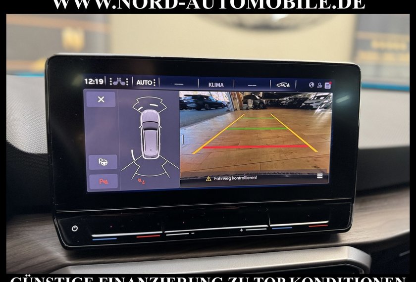 Seat Leon Leon SP XCELLENCE 1.5 eTSI DSG AHK/Kamera/Navi